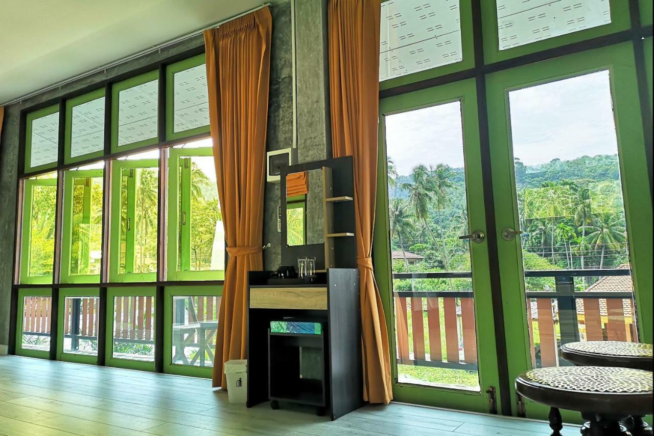 Tonmai Suites Ко-Ланта Экстерьер фото